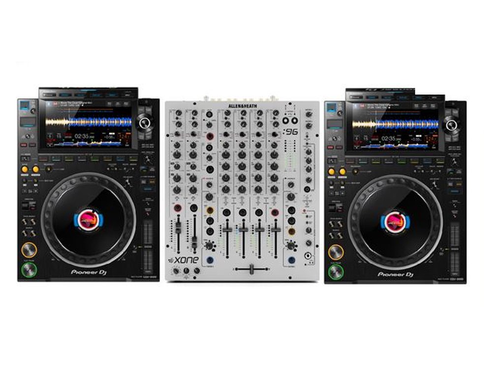 Two Pioneer CDJ-3000 players with an Allen & Heath Xone:96 analogue mixer for rent in Mykonos